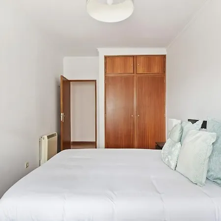 Apartment Spacious 3 Bedroom In
