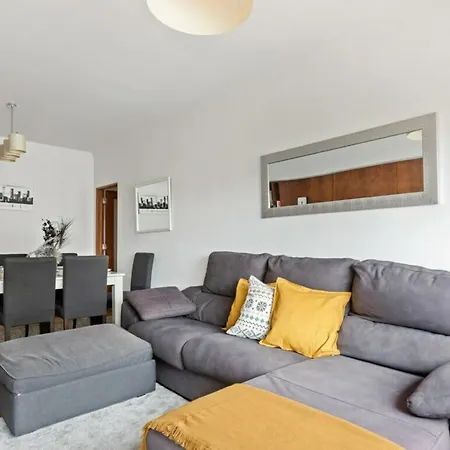 Spacious 3 Bedroom In